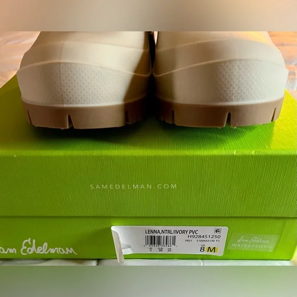 NWT Sam Edelman Ivory waterproof/weatherproof boots. Women’s size 8m. Faux fur - Picture 7 of 11